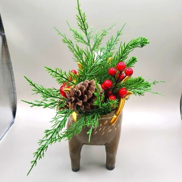 Reindeer Holiday Floral Arrangement - Picture 5 of 6